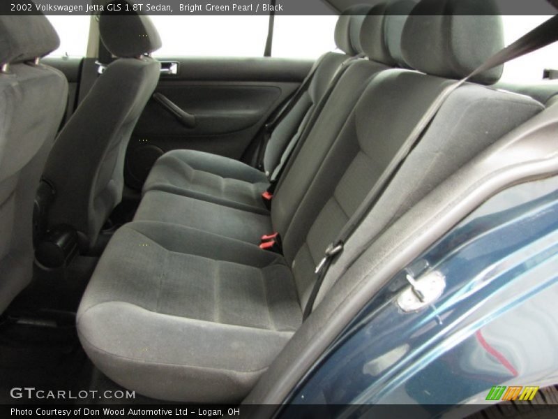 Rear Seat of 2002 Jetta GLS 1.8T Sedan