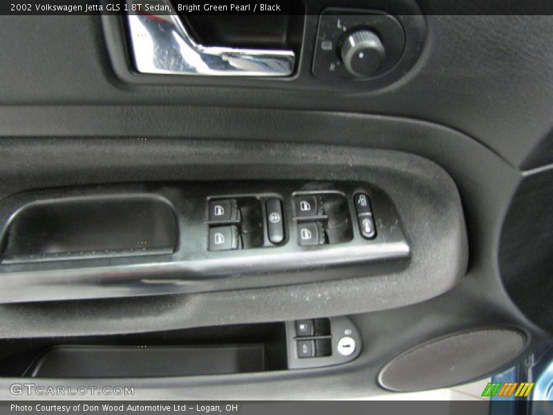 Bright Green Pearl / Black 2002 Volkswagen Jetta GLS 1.8T Sedan