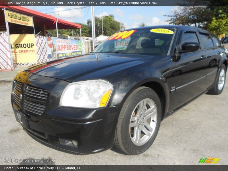 Brilliant Black Crystal Pearl / Dark Slate Gray/Medium Slate Gray 2005 Dodge Magnum R/T