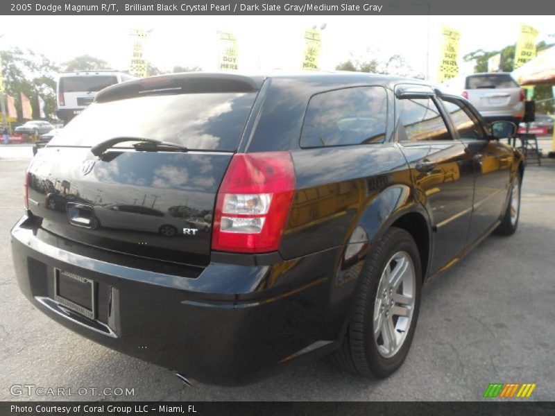 Brilliant Black Crystal Pearl / Dark Slate Gray/Medium Slate Gray 2005 Dodge Magnum R/T