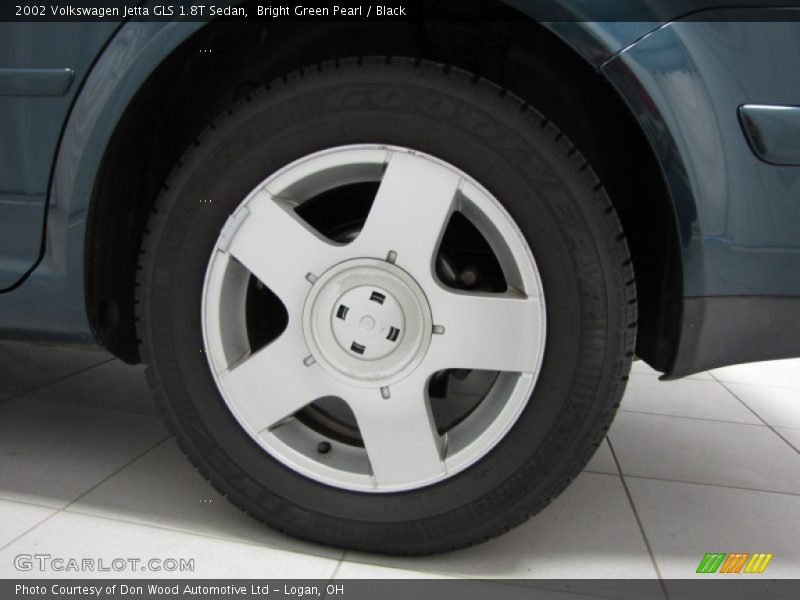 Bright Green Pearl / Black 2002 Volkswagen Jetta GLS 1.8T Sedan