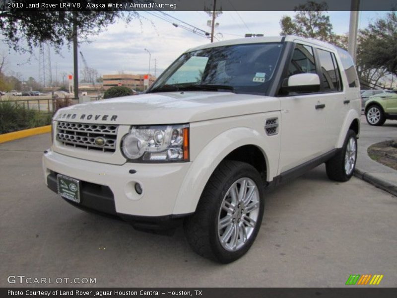 Alaska White / Almond/Nutmeg 2010 Land Rover LR4 V8