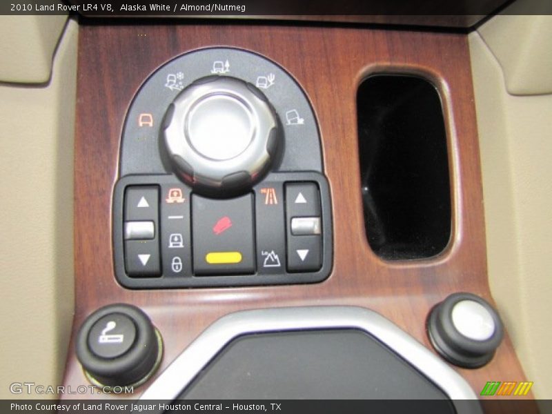 Controls of 2010 LR4 V8
