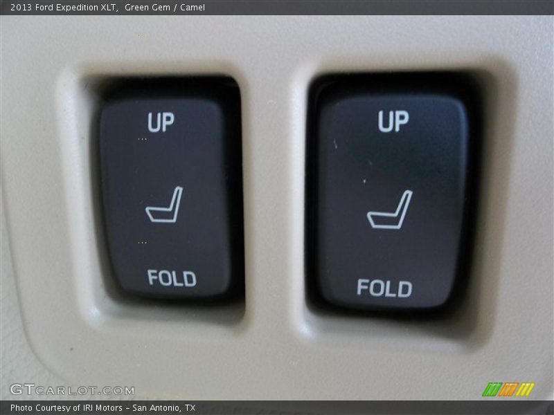 Green Gem / Camel 2013 Ford Expedition XLT