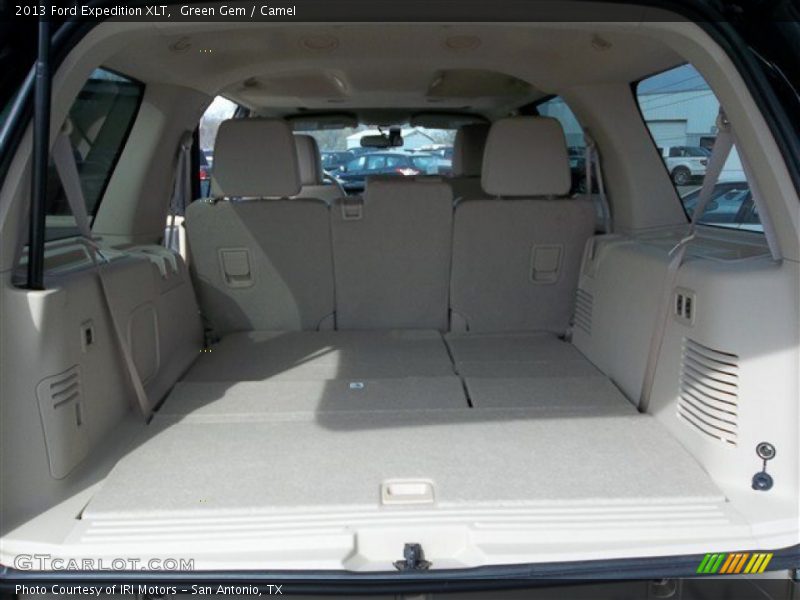 Green Gem / Camel 2013 Ford Expedition XLT
