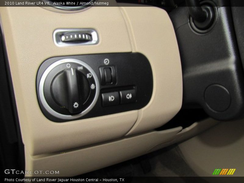 Controls of 2010 LR4 V8