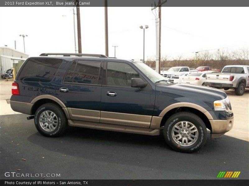 Blue Jeans / Camel 2013 Ford Expedition XLT