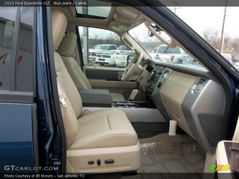 Blue Jeans / Camel 2013 Ford Expedition XLT