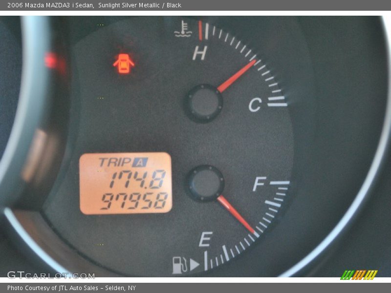 Sunlight Silver Metallic / Black 2006 Mazda MAZDA3 i Sedan
