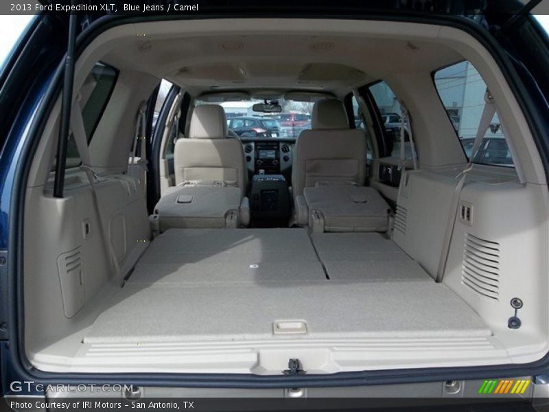 Blue Jeans / Camel 2013 Ford Expedition XLT