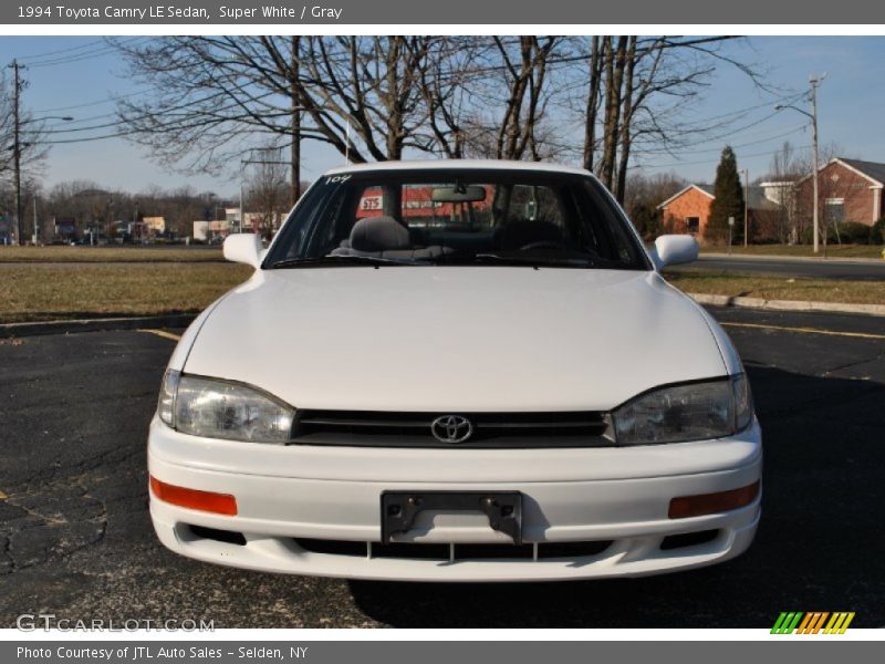 Super White / Gray 1994 Toyota Camry LE Sedan