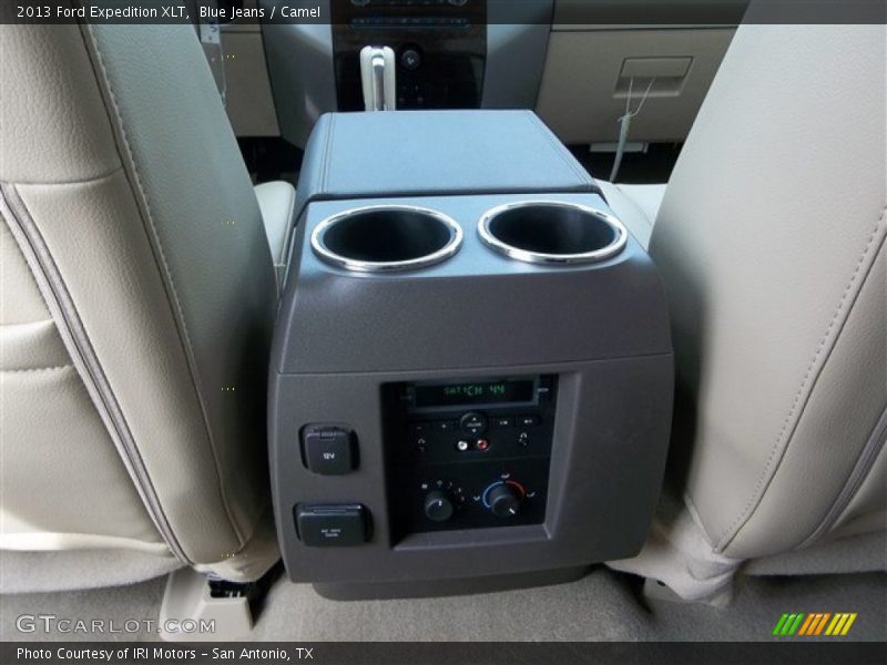 Blue Jeans / Camel 2013 Ford Expedition XLT