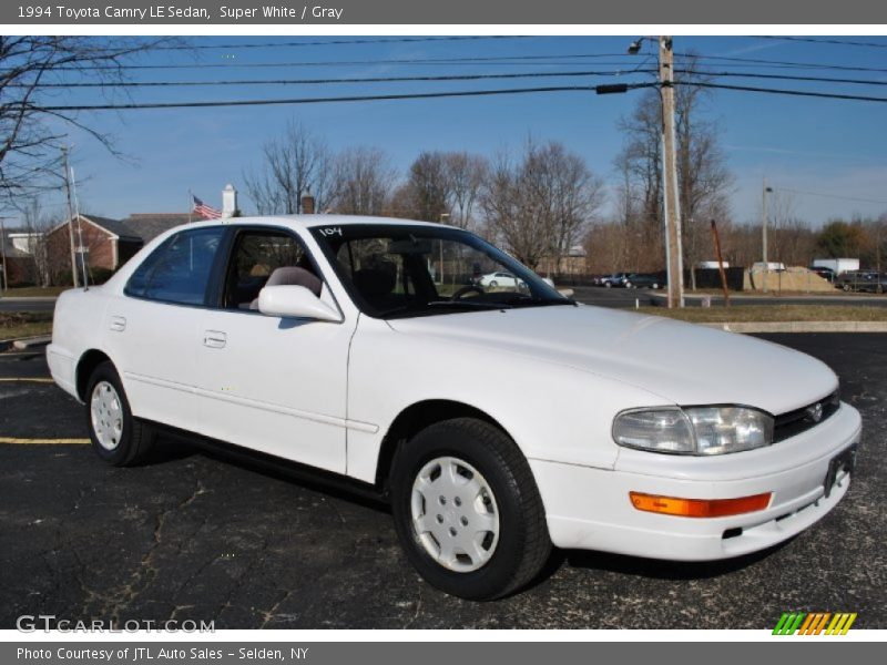 Super White / Gray 1994 Toyota Camry LE Sedan
