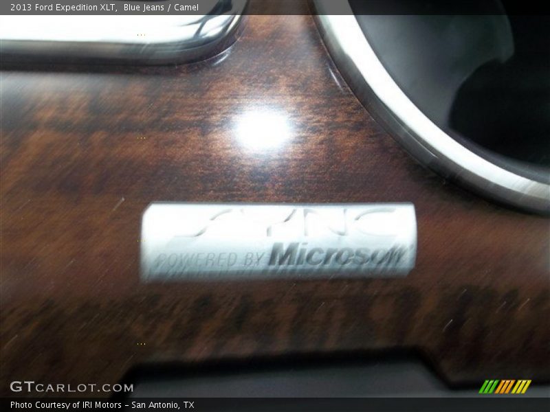 Blue Jeans / Camel 2013 Ford Expedition XLT