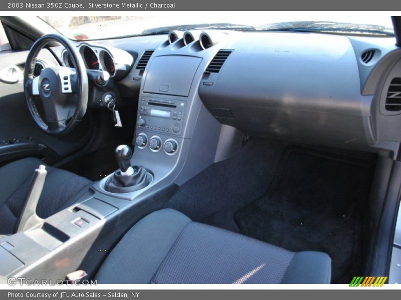 Silverstone Metallic / Charcoal 2003 Nissan 350Z Coupe