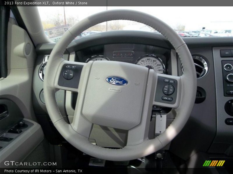 Oxford White / Stone 2013 Ford Expedition XLT