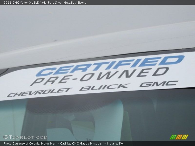 Pure Silver Metallic / Ebony 2011 GMC Yukon XL SLE 4x4