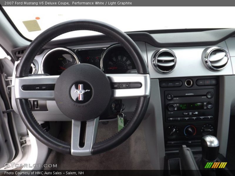 Performance White / Light Graphite 2007 Ford Mustang V6 Deluxe Coupe