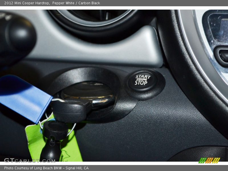 Pepper White / Carbon Black 2012 Mini Cooper Hardtop