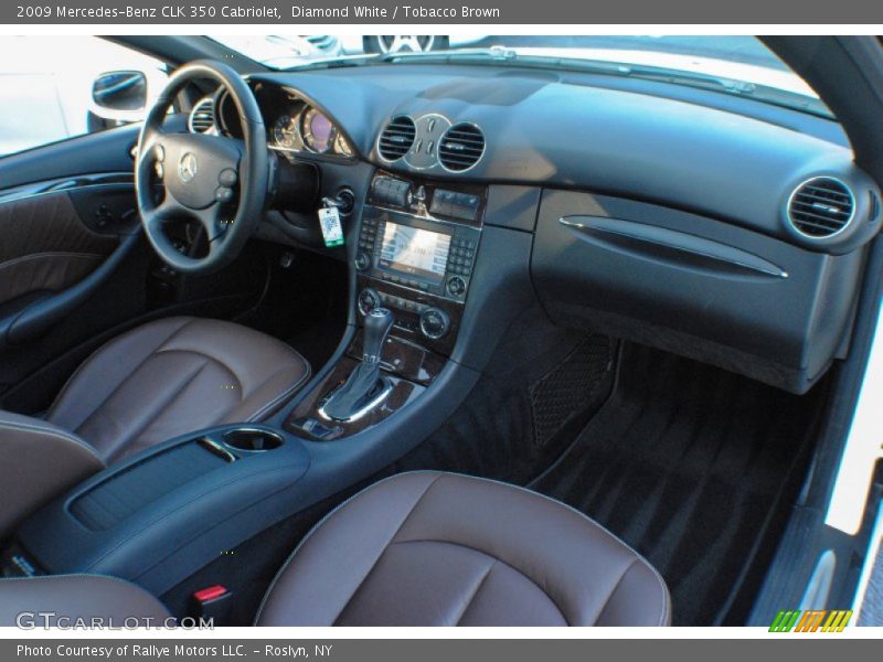 Dashboard of 2009 CLK 350 Cabriolet