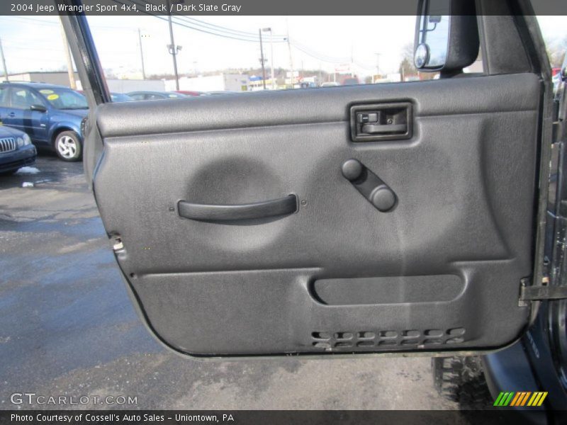 Black / Dark Slate Gray 2004 Jeep Wrangler Sport 4x4