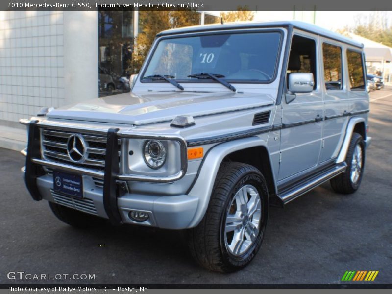 Front 3/4 View of 2010 G 550