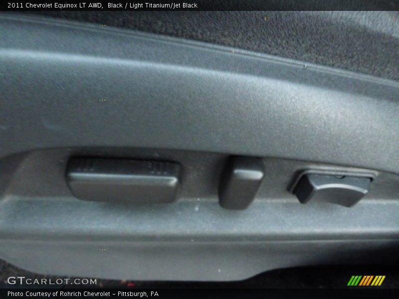 Black / Light Titanium/Jet Black 2011 Chevrolet Equinox LT AWD