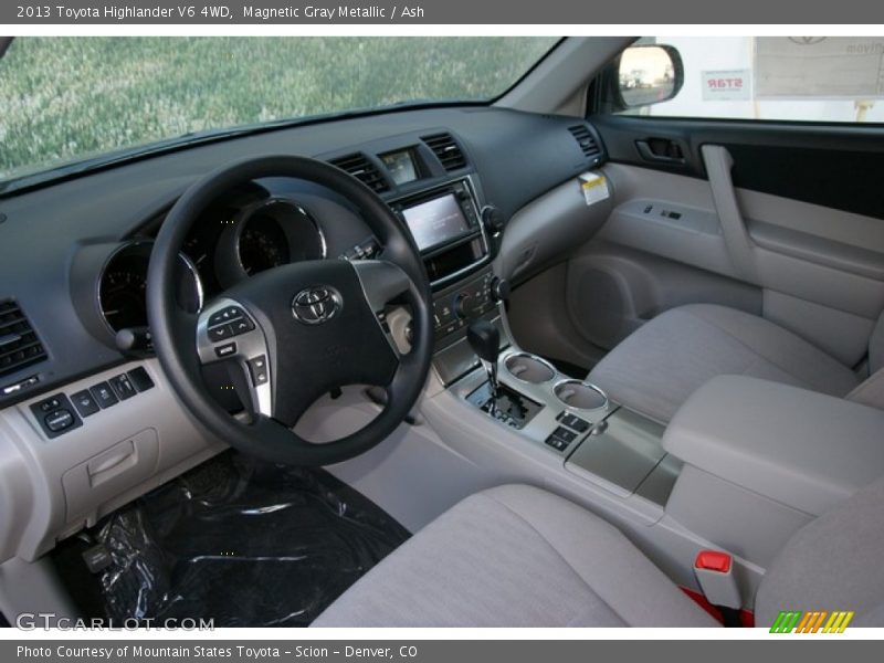 Magnetic Gray Metallic / Ash 2013 Toyota Highlander V6 4WD