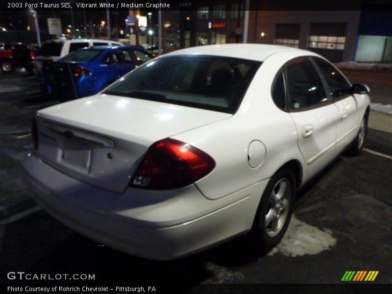 Vibrant White / Medium Graphite 2003 Ford Taurus SES