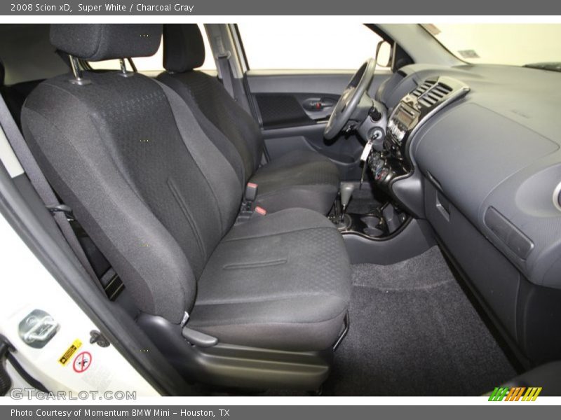 Super White / Charcoal Gray 2008 Scion xD