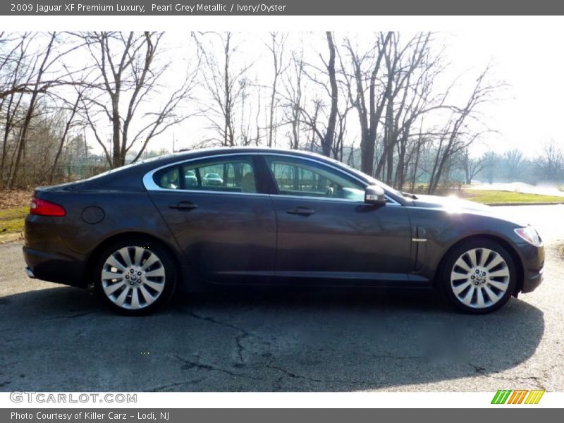 Pearl Grey Metallic / Ivory/Oyster 2009 Jaguar XF Premium Luxury