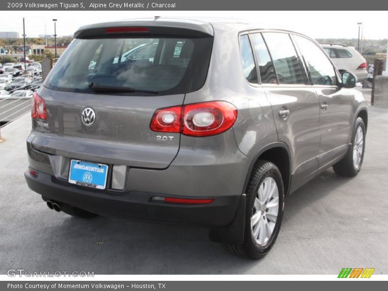 Alpine Grey Metallic / Charcoal 2009 Volkswagen Tiguan S