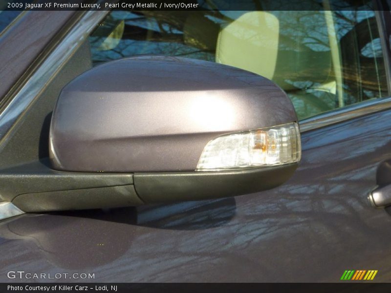 Pearl Grey Metallic / Ivory/Oyster 2009 Jaguar XF Premium Luxury