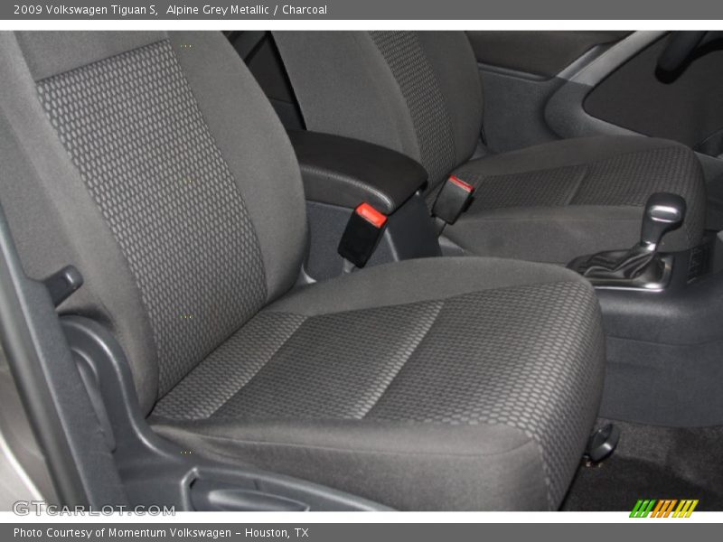 Alpine Grey Metallic / Charcoal 2009 Volkswagen Tiguan S