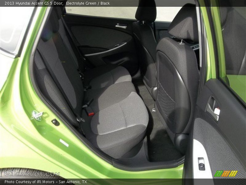 Electrolyte Green / Black 2013 Hyundai Accent GS 5 Door