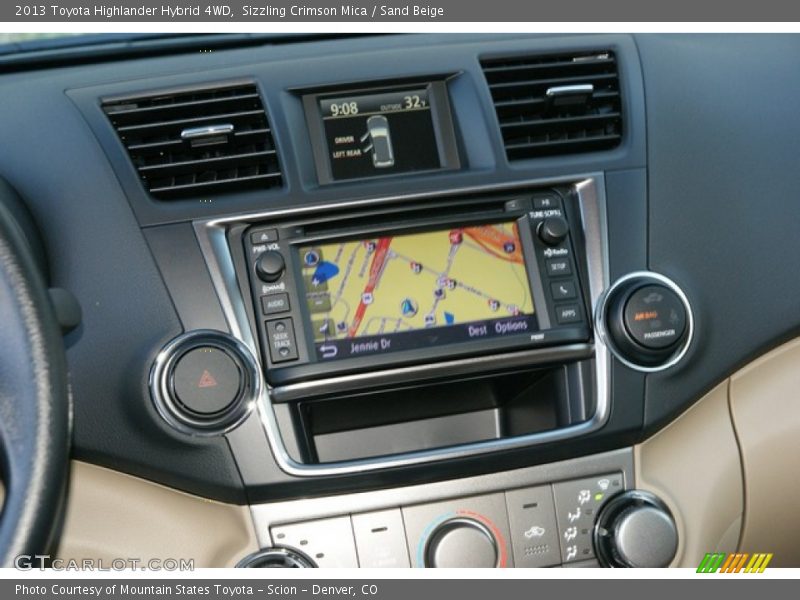 Navigation of 2013 Highlander Hybrid 4WD