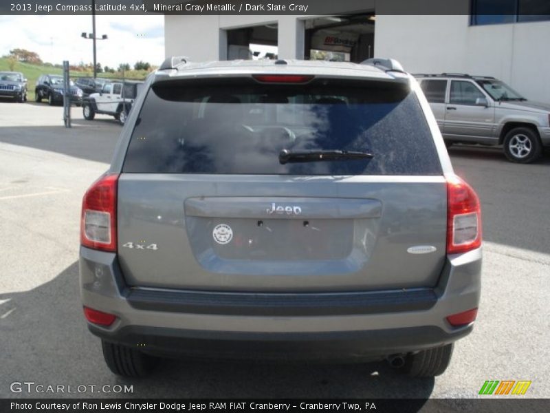 Mineral Gray Metallic / Dark Slate Gray 2013 Jeep Compass Latitude 4x4