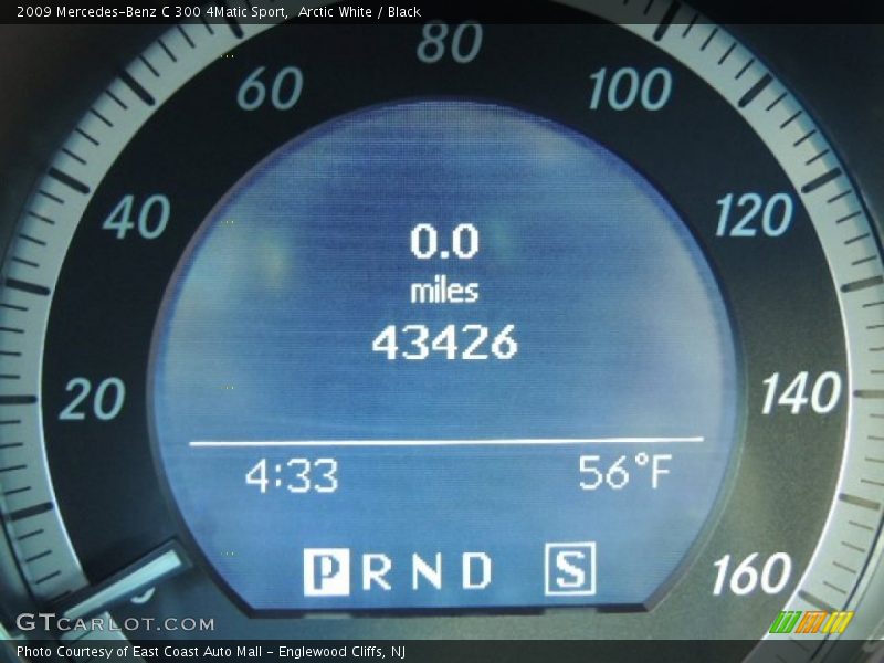 Arctic White / Black 2009 Mercedes-Benz C 300 4Matic Sport