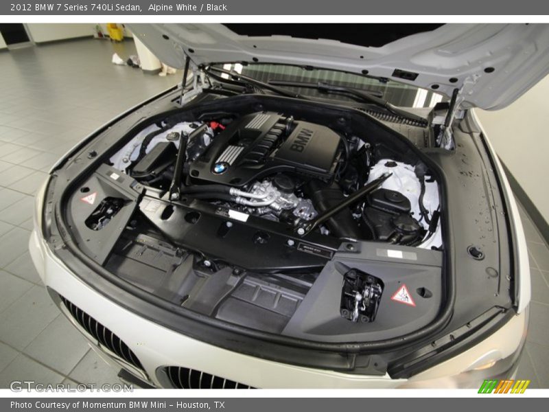 Alpine White / Black 2012 BMW 7 Series 740Li Sedan