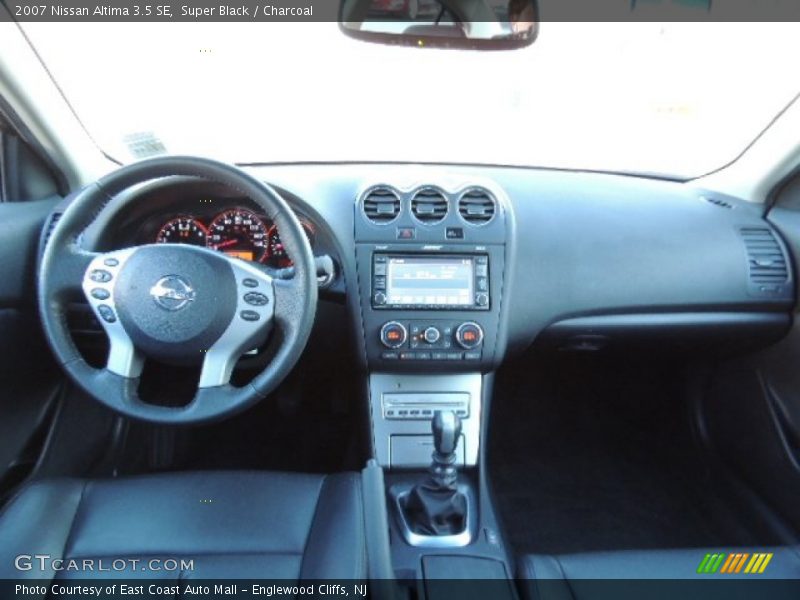 Dashboard of 2007 Altima 3.5 SE