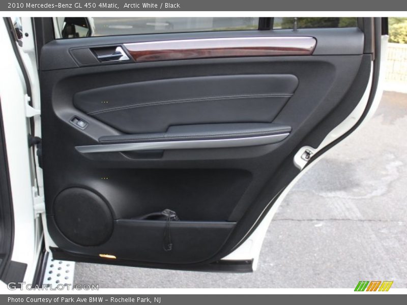 Arctic White / Black 2010 Mercedes-Benz GL 450 4Matic