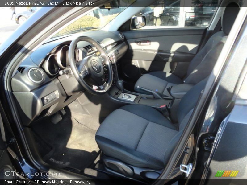 Black Mica / Black 2005 Mazda MAZDA3 i Sedan