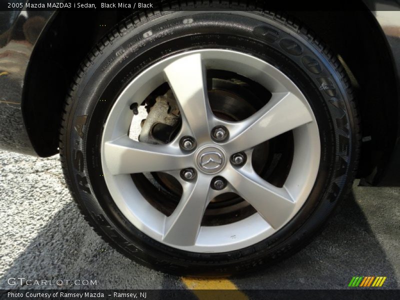 Black Mica / Black 2005 Mazda MAZDA3 i Sedan