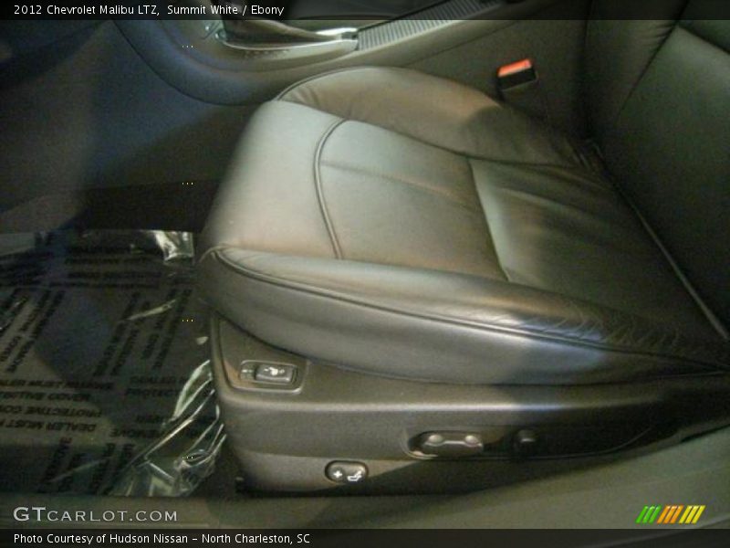 Summit White / Ebony 2012 Chevrolet Malibu LTZ