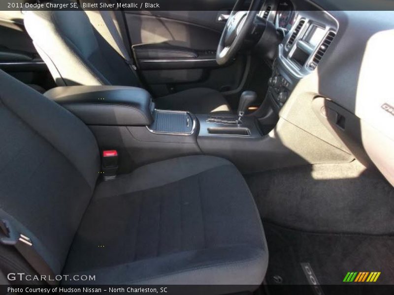 Billett Silver Metallic / Black 2011 Dodge Charger SE