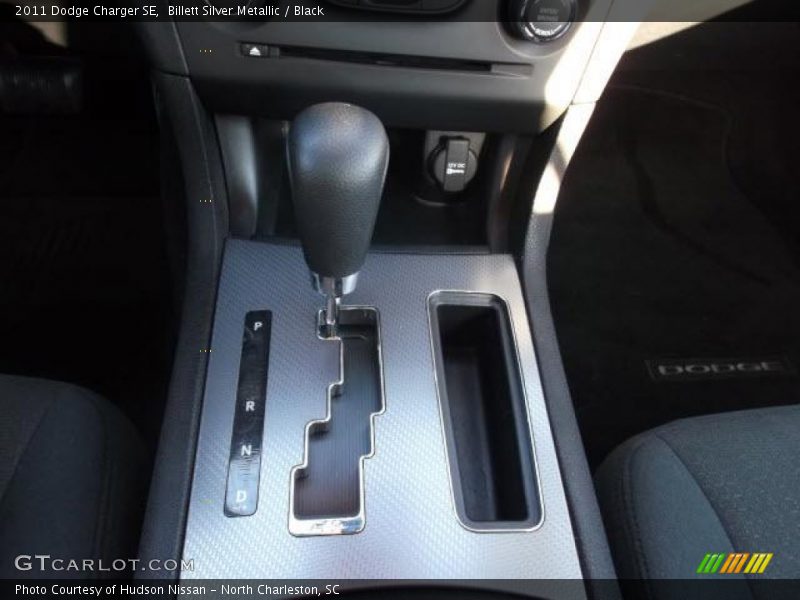 Billett Silver Metallic / Black 2011 Dodge Charger SE