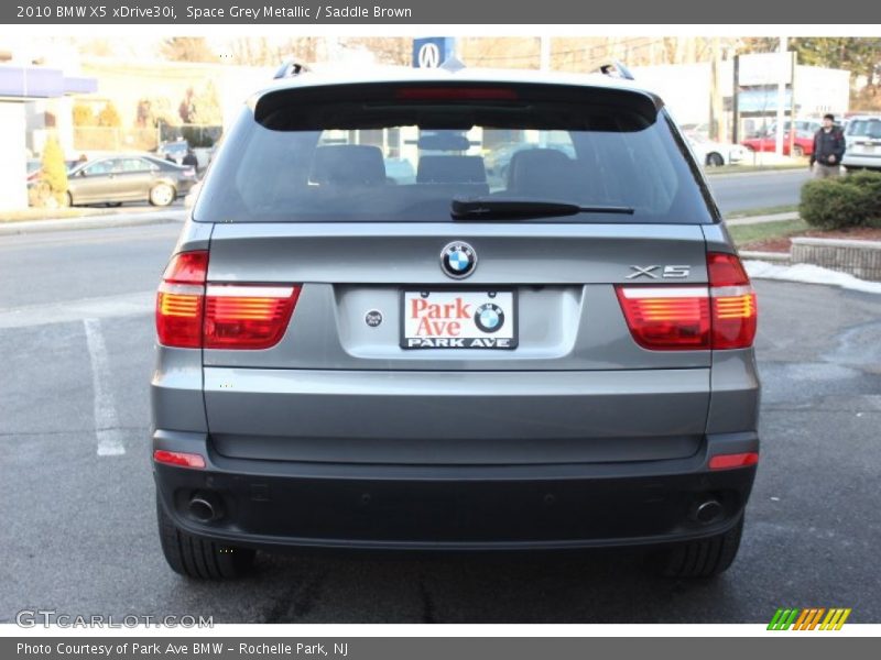 Space Grey Metallic / Saddle Brown 2010 BMW X5 xDrive30i