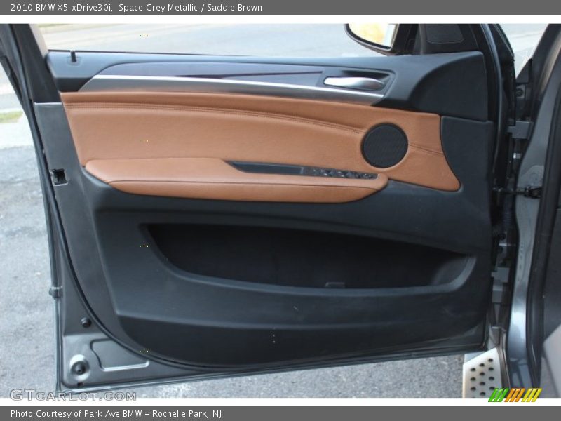 Door Panel of 2010 X5 xDrive30i