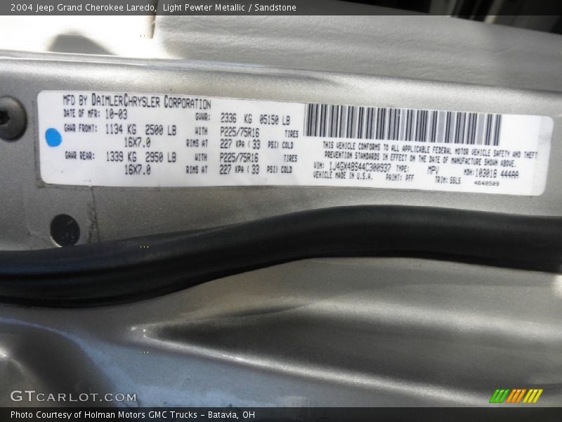Light Pewter Metallic / Sandstone 2004 Jeep Grand Cherokee Laredo