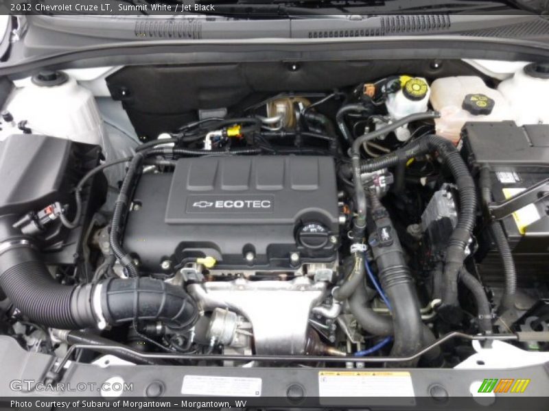 Summit White / Jet Black 2012 Chevrolet Cruze LT